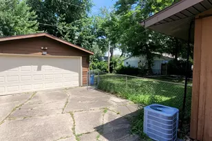 3127 Voll Ln, South Bend, IN 46615 - Photo 4