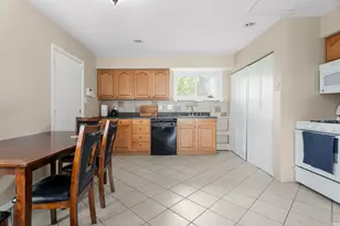 3220 Rexford Dr, South Bend, IN 46615 - Photo 6