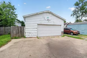 425 W Broadway St, Mishawaka, IN 46545 - Photo 36