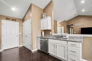 52635 Common Eider Trail, South Bend, IN 46628 - Photo 10
