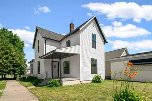 1222 W Franklin St, Elkhart, IN 46516 - Photo 2