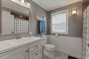 1160 E Victoria St, South Bend, IN 46614 - Photo 14