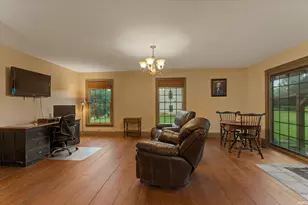 21816 Locust Bend Ct, South Bend, IN 46628 - Photo 4