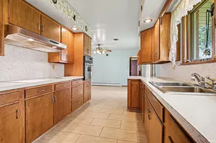 1526 S Main St, Mishawaka, IN 46544 - Photo 8