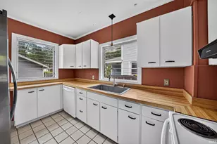 302 Ostemo Pl, South Bend, IN 46617 - Photo 8