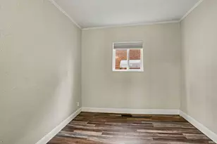 401 W 6th St, Mishawaka, IN 46544 - Photo 10