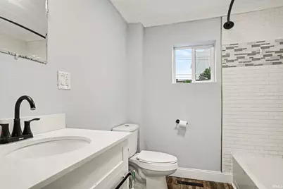 401 W 6th Street, Mishawaka, IN 46544 - Photo 12