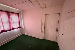 2529 Bertrand St, South Bend, IN 46628 - Photo 8