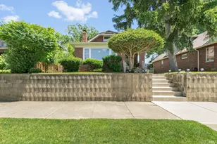 830 S 24th St, South Bend, IN 46615 - Photo 2