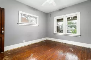 2201 Catalpa St, South Bend, IN 46613 - Photo 24