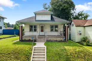 2201 Catalpa St, South Bend, IN 46613 - Photo 1