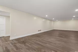 16390 Greystone Dr, Granger, IN 46530 - Photo 28