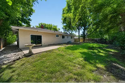 1037 N Twyckenham Drive, South Bend, IN 46617 - Photo 2