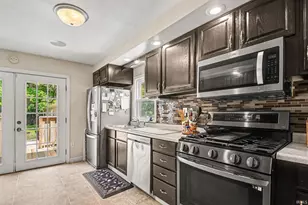 56600 Windsor Ave, South Bend, IN 46619 - Photo 8