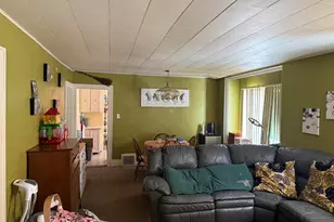 1922 Bergan St, South Bend, IN 46628 - Photo 2