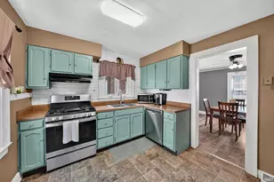 2518 Erskine Blvd, South Bend, IN 46614 - Photo 6