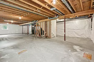 50292 Linnwood Dr, Elkhart, IN 46514 - Photo 18