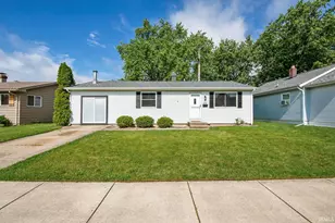 809 Meridian St, Mishawaka, IN 46544 - Photo 2