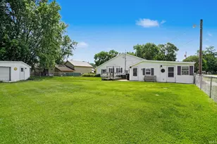 57148 Greenlawn Ave Ave, Osceola, IN 46561 - Photo 6