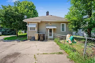 1608 Sheridan St, South Bend, IN 46628 - Photo 24