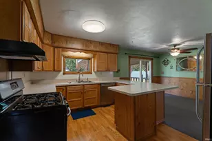 54606 Clover Rd, Mishawaka, IN 46545 - Photo 16