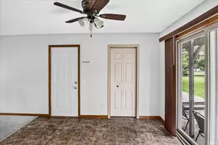 65652 Buttercup Ave, Goshen, IN 46528 - Photo 10