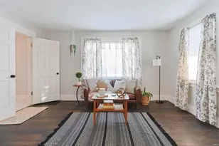 811 E Ewing Ave, South Bend, IN 46613 - Photo 2