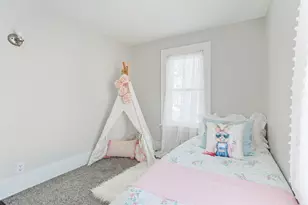 811 E Ewing Ave, South Bend, IN 46613 - Photo 24