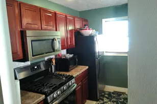 2106 Spring Hill Dr, South Bend, IN 46628 - Photo 18