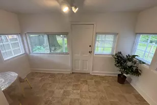 1321 N Brookfield St, South Bend, IN 46628 - Photo 12