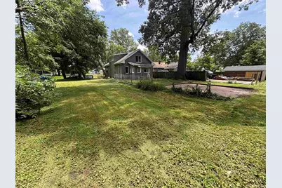1321 N Brookfield Street, South Bend, IN 46628 - Photo 2
