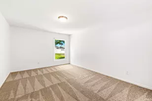 23075 Allerton Dr, South Bend, IN 46628 - Photo 14