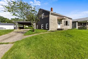636 N State St, Mishawaka, IN 46544 - Photo 1