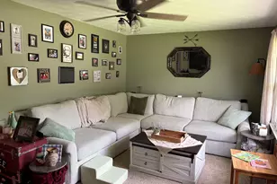 825 W Lowell Ave, Mishawaka, IN 46545 - Photo 2