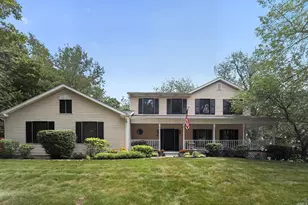 51976 Westwood Forest Dr, South Bend, IN 46628 - Photo 2