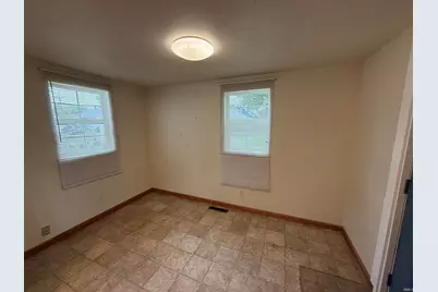 830 S Meade Street, South Bend, IN 46619 - Photo 8