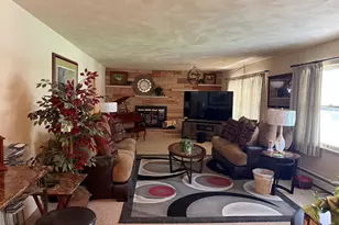 53150 Ridgewood Dr, South Bend, IN 46637 - Photo 2