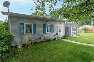 825 E Donmoyer Ave, South Bend, IN 46614 - Photo 26