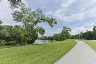 2025 Riverside Dr, South Bend, IN 46616 - Photo 48