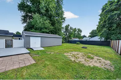 602 W Elm Street, New Carlisle, IN 46552 - Photo 20