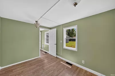 602 W Elm Street, New Carlisle, IN 46552 - Photo 18