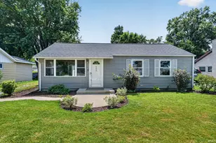 602 W Elm St, New Carlisle, IN 46552 - Photo 1