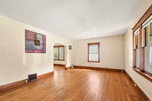 123 E Victoria St, South Bend, IN 46614 - Photo 4