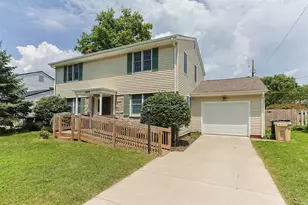 1609 Hoover Ave, South Bend, IN 46615 - Photo 2