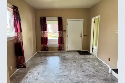 214 E Broadway Street, South Bend, IN 46601 - Photo 2