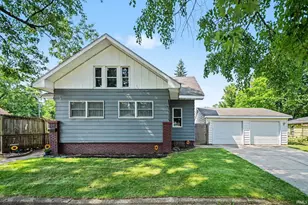 920 W Broadway St, Mishawaka, IN 46545 - Photo 1