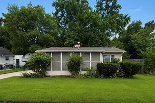 315 S 35th Street St, South Bend, IN 46615 - Photo 2