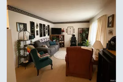 315 S 35th Street Street, South Bend, IN 46615 - Photo 6