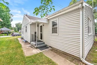 2025 Prairie Avenue, South Bend, IN 46613 - Photo 4