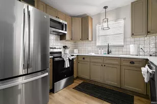 427 N Eddy St, South Bend, IN 46617 - Photo 6